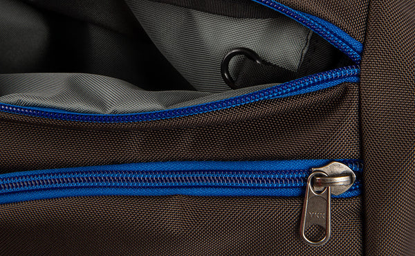 A close shot of an o-ring in one of the pockets of the Icon.